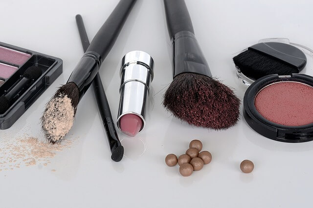 Zestaw kosmetyków do makijażu